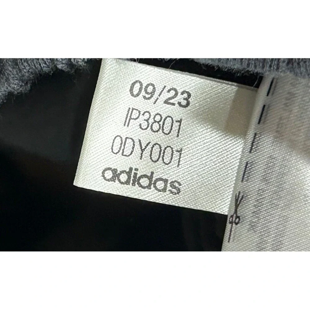 Adidas Black Shorts Q1 GD Graphic Print Logo Mens Small Gym Sweat Shorts New